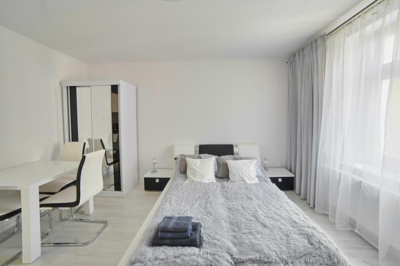 Lelewela 8 Apartamento *